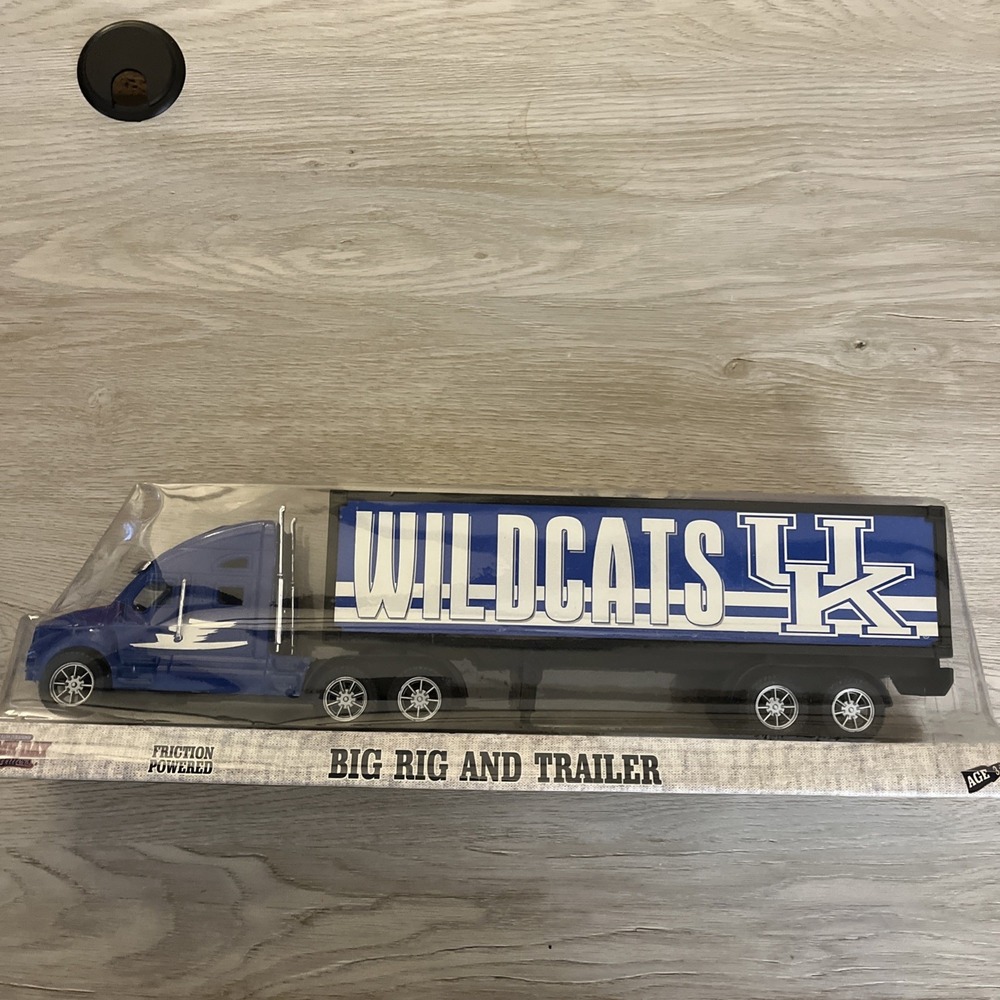 University of Kentucky  Big Rig Truck Jenkins Enterprises' Game Day Outfitters